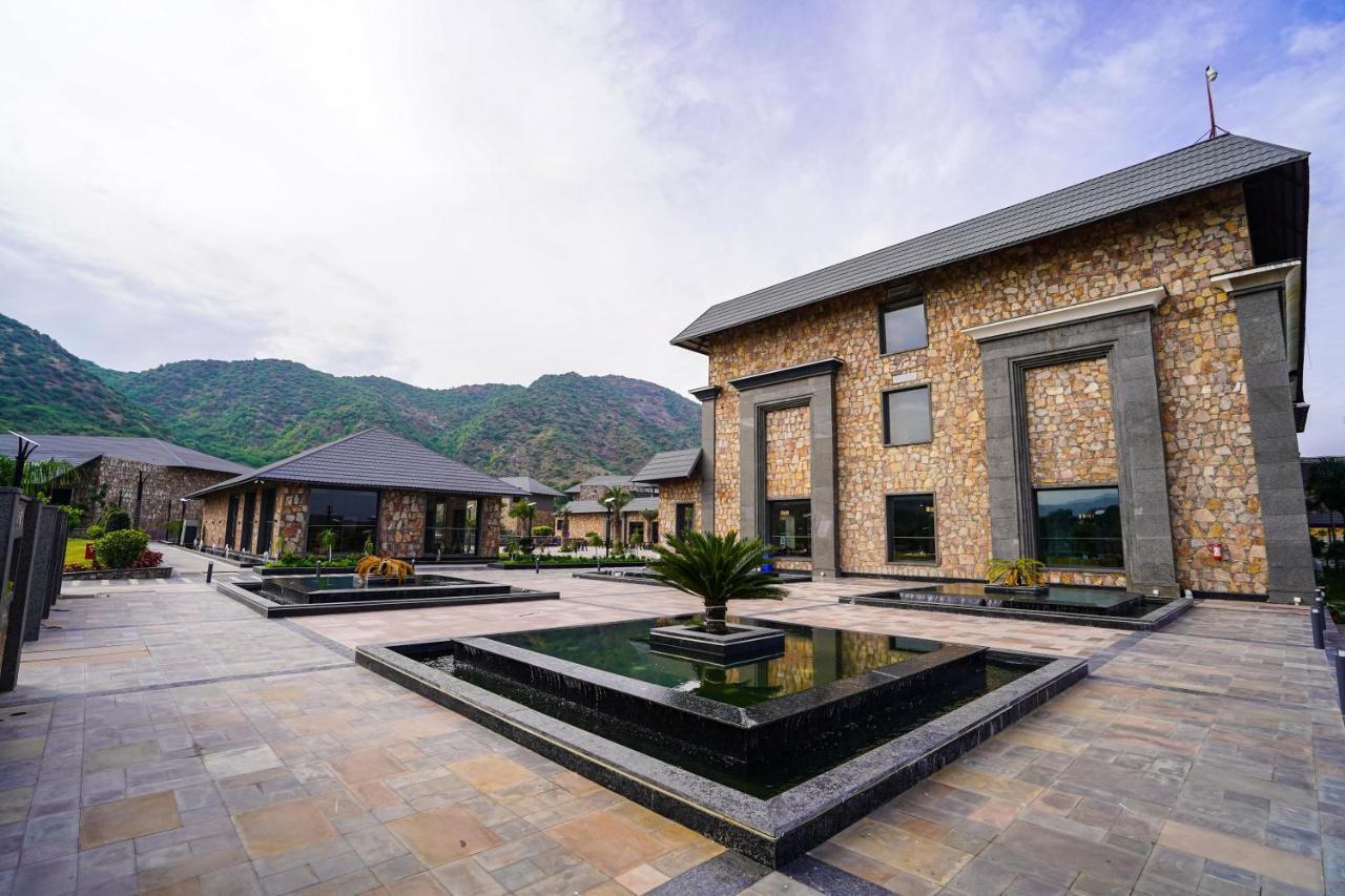 Pushkara Resort And Spa Exterior photo