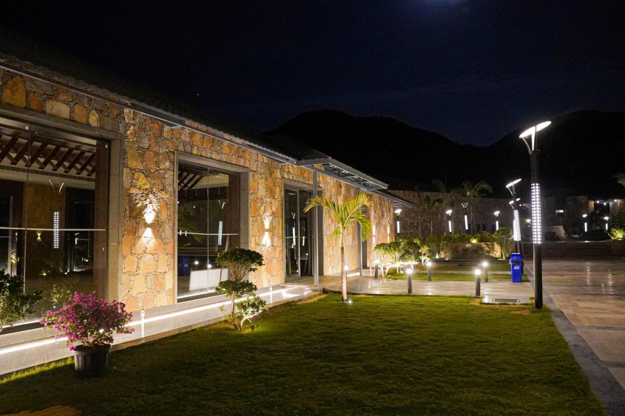 Pushkara Resort And Spa Exterior photo